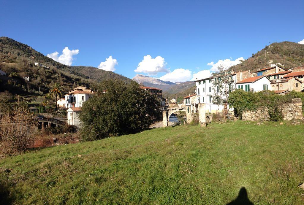 Bed and Breakfast La Torre Dolceacqua Exterior foto
