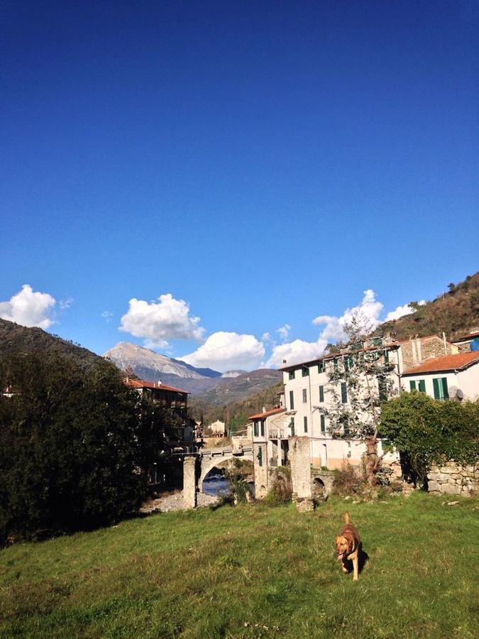 Bed and Breakfast La Torre Dolceacqua Exterior foto