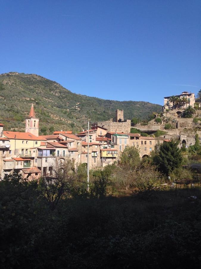 Bed and Breakfast La Torre Dolceacqua Exterior foto